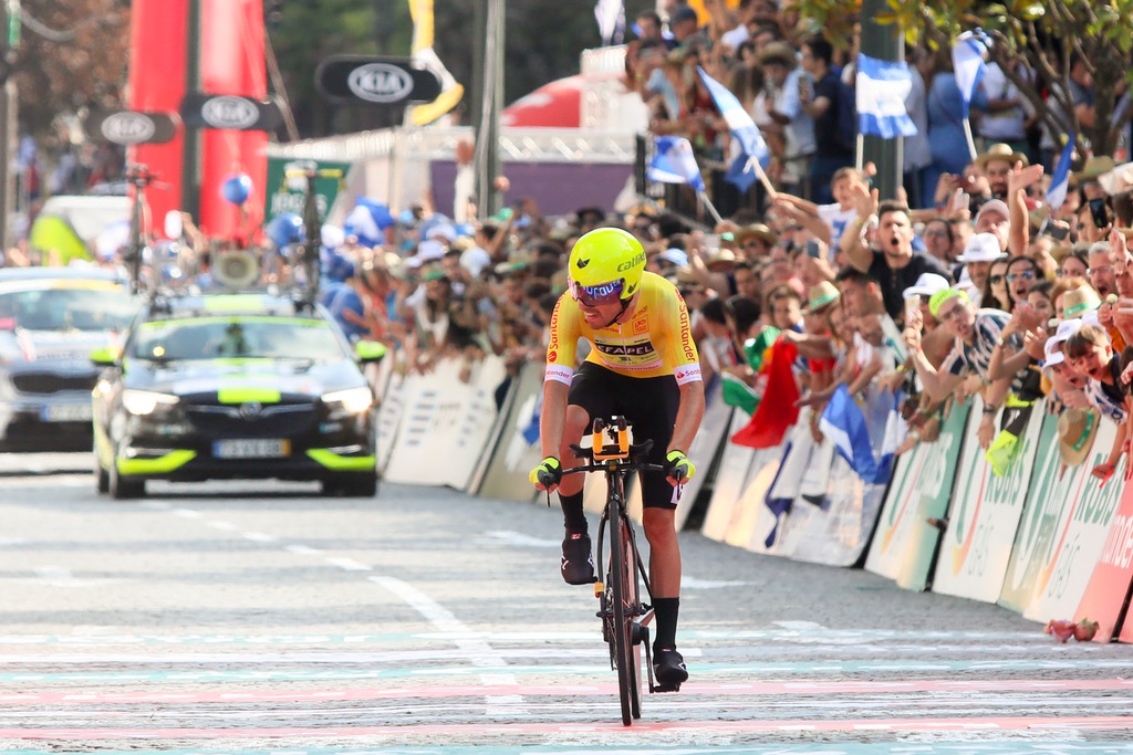 Jóni Brandão conclui Volta a Portugal em 2.º lugar