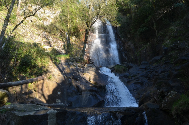 Pedra Ferida waterfall