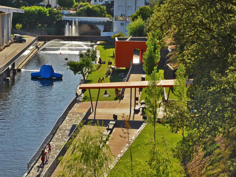 Praia Fluvial de Pampilhosa da Serra fica em primeiro lugar no Prémio "Praia + Acessível 2014"