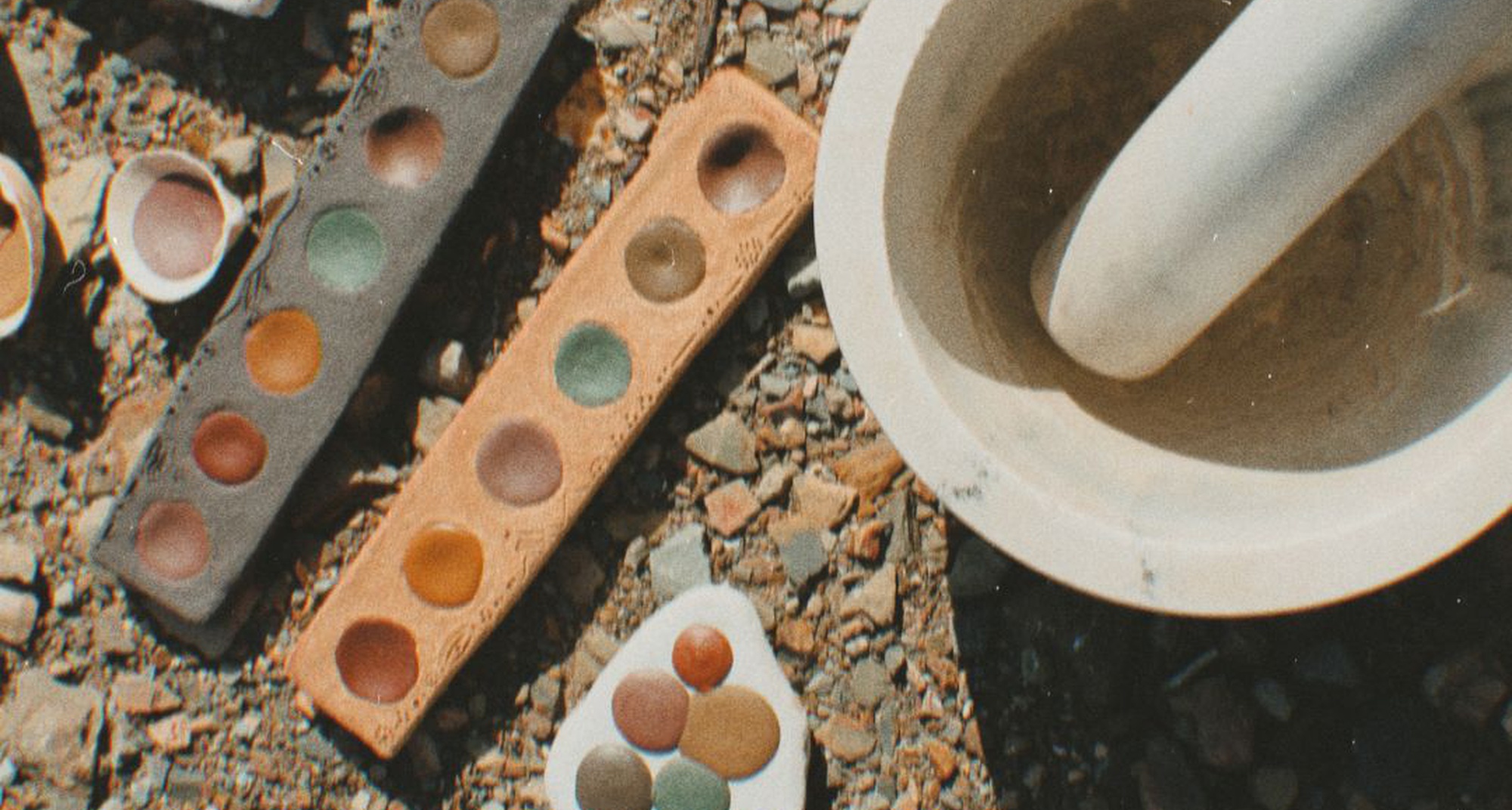 Shades of the Lousã Mountains – Watercolours with Natural Pigments