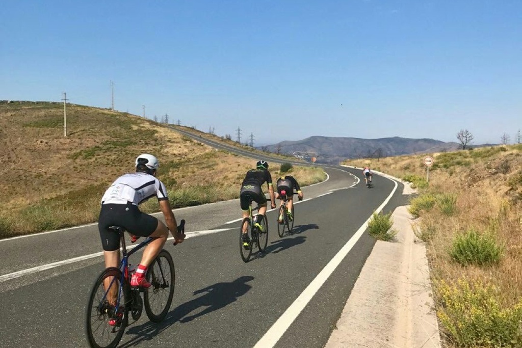 The Aldeias do Xisto Granfondo brings together over a thousand cyclists